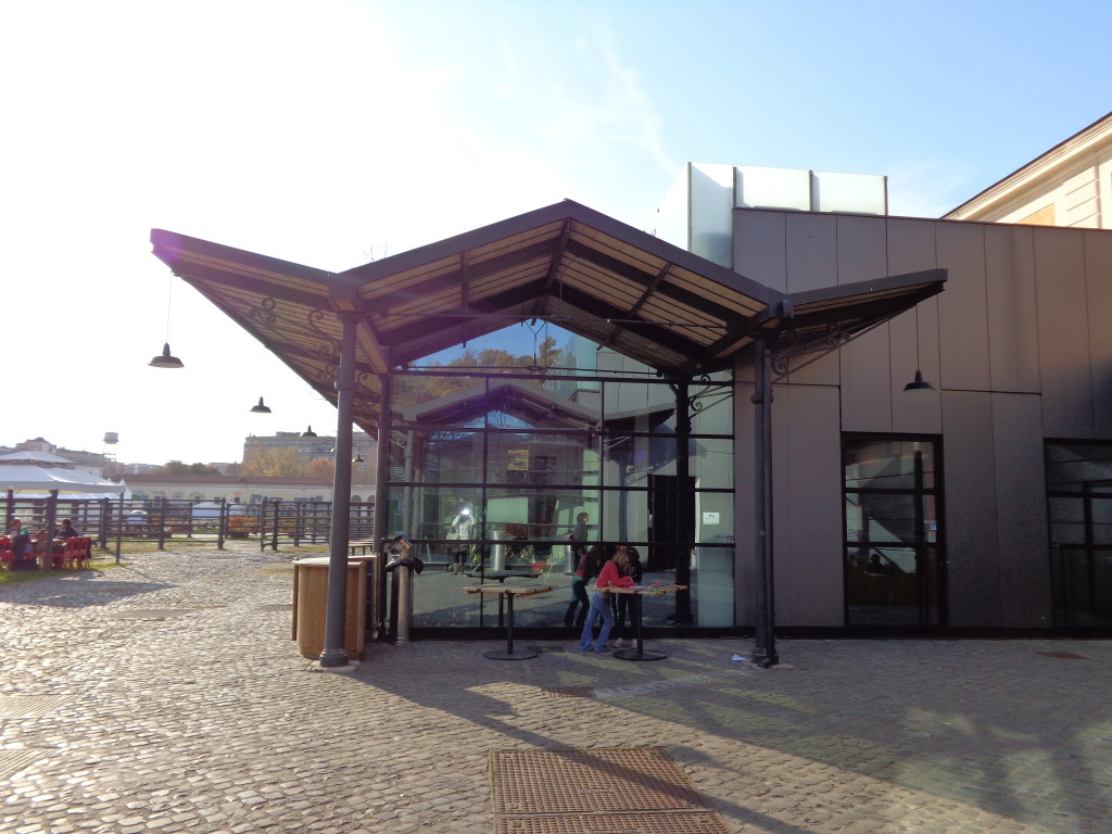 CAE — interno struttura industriale